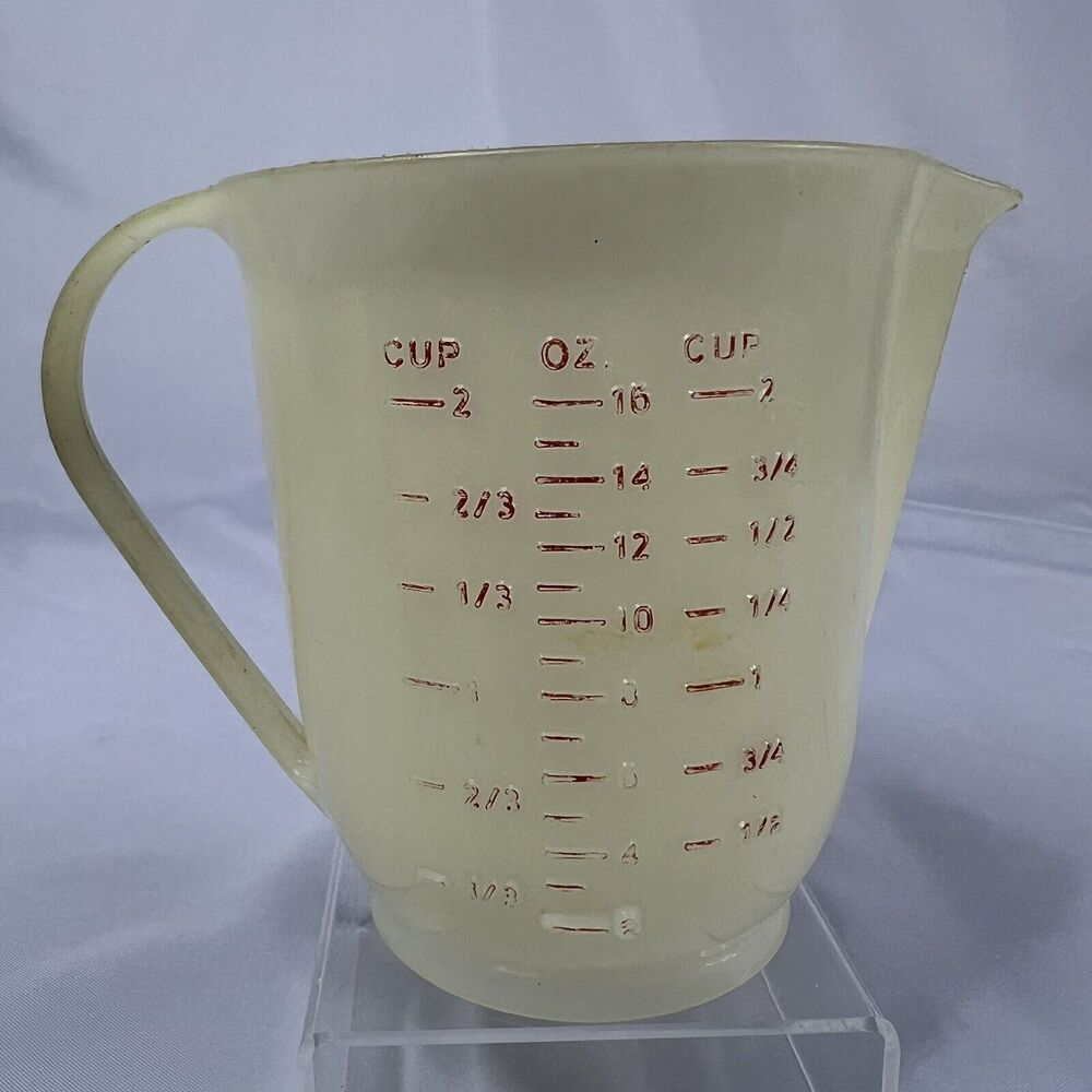 Vintage Eagle Plastic 2 Cups Measuring Cup Raised Letters/Numbers Made in USA BN